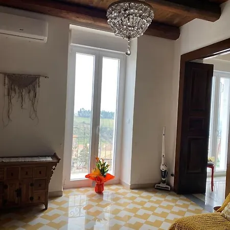 Charming Casa Bianca Centro 아파트