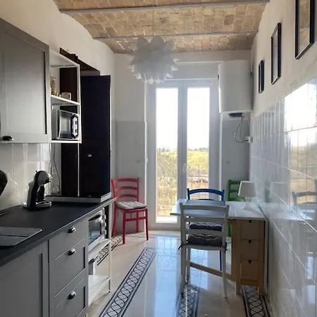 Charming Casa Bianca Centro 아파트 *